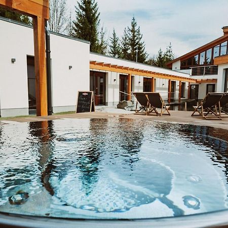 Hotel Horal Rožnov pod Radhoštěm Eksteriør billede