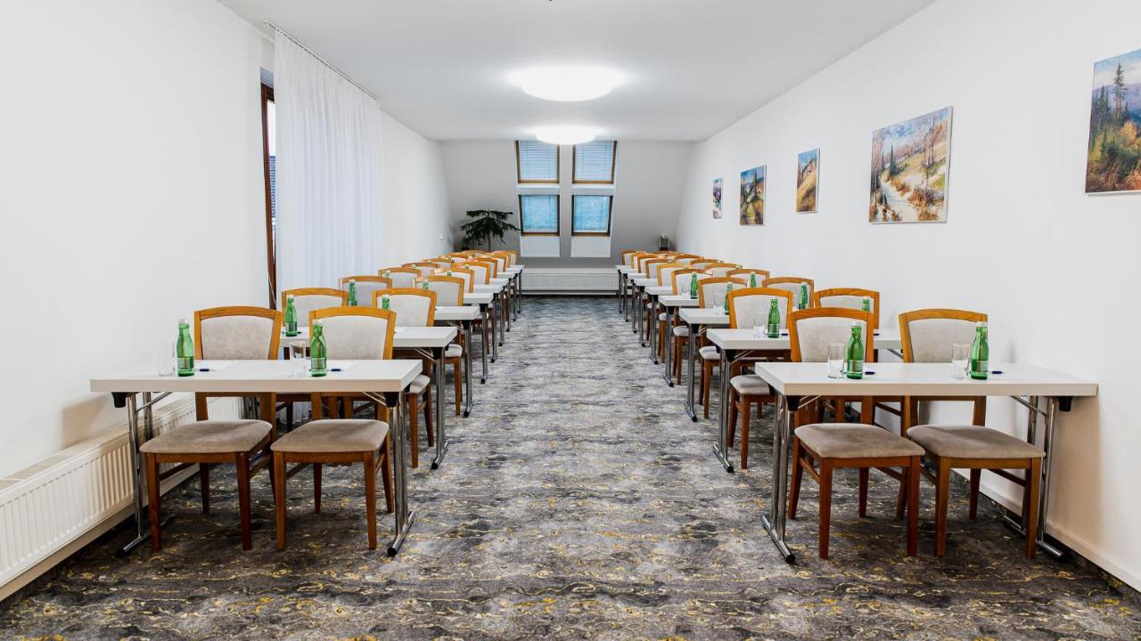 Hotel Horal Rožnov pod Radhoštěm Eksteriør billede