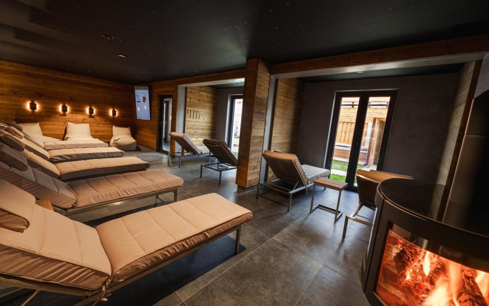 Hotel Horal Rožnov pod Radhoštěm Eksteriør billede