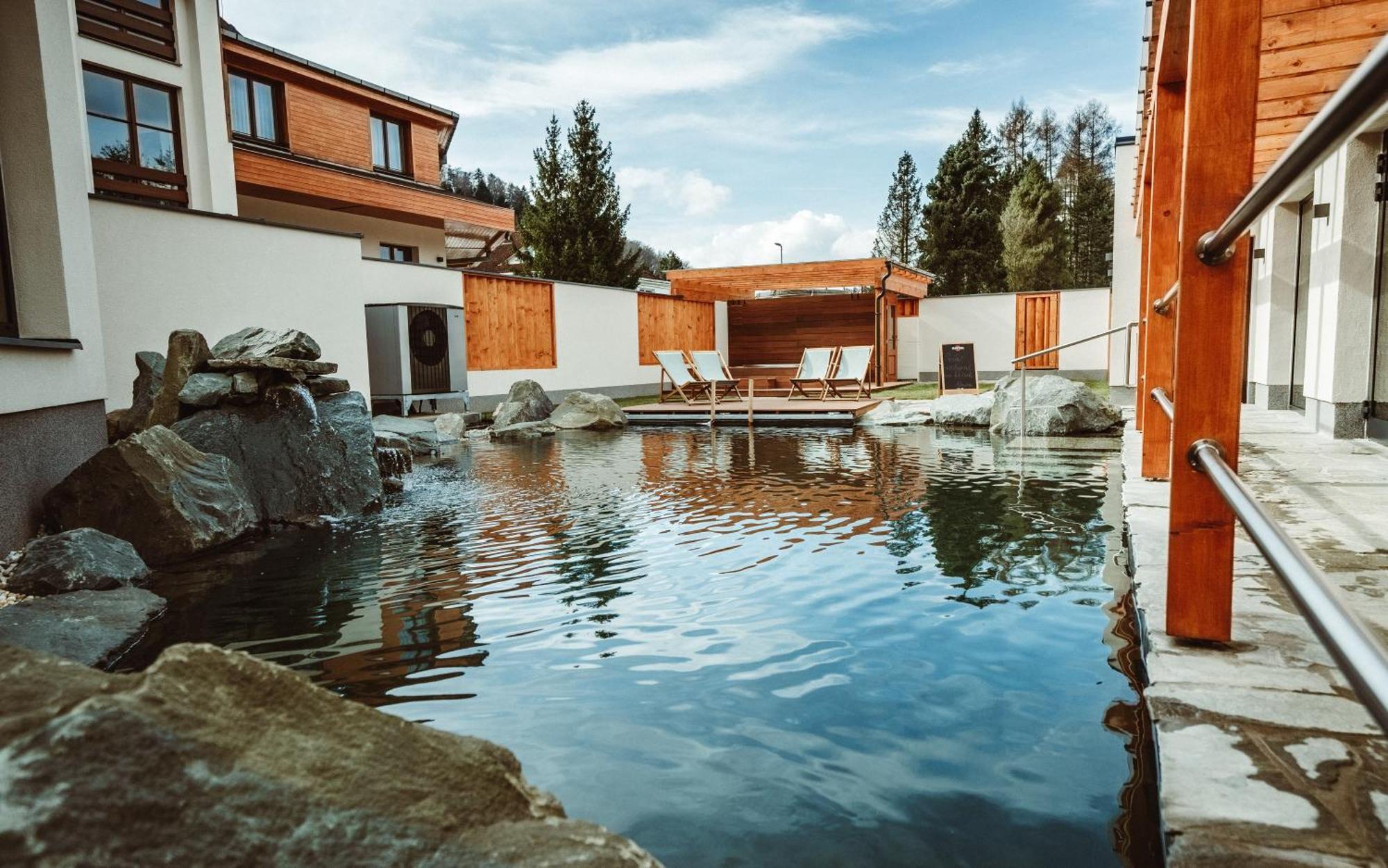 Hotel Horal Rožnov pod Radhoštěm Eksteriør billede