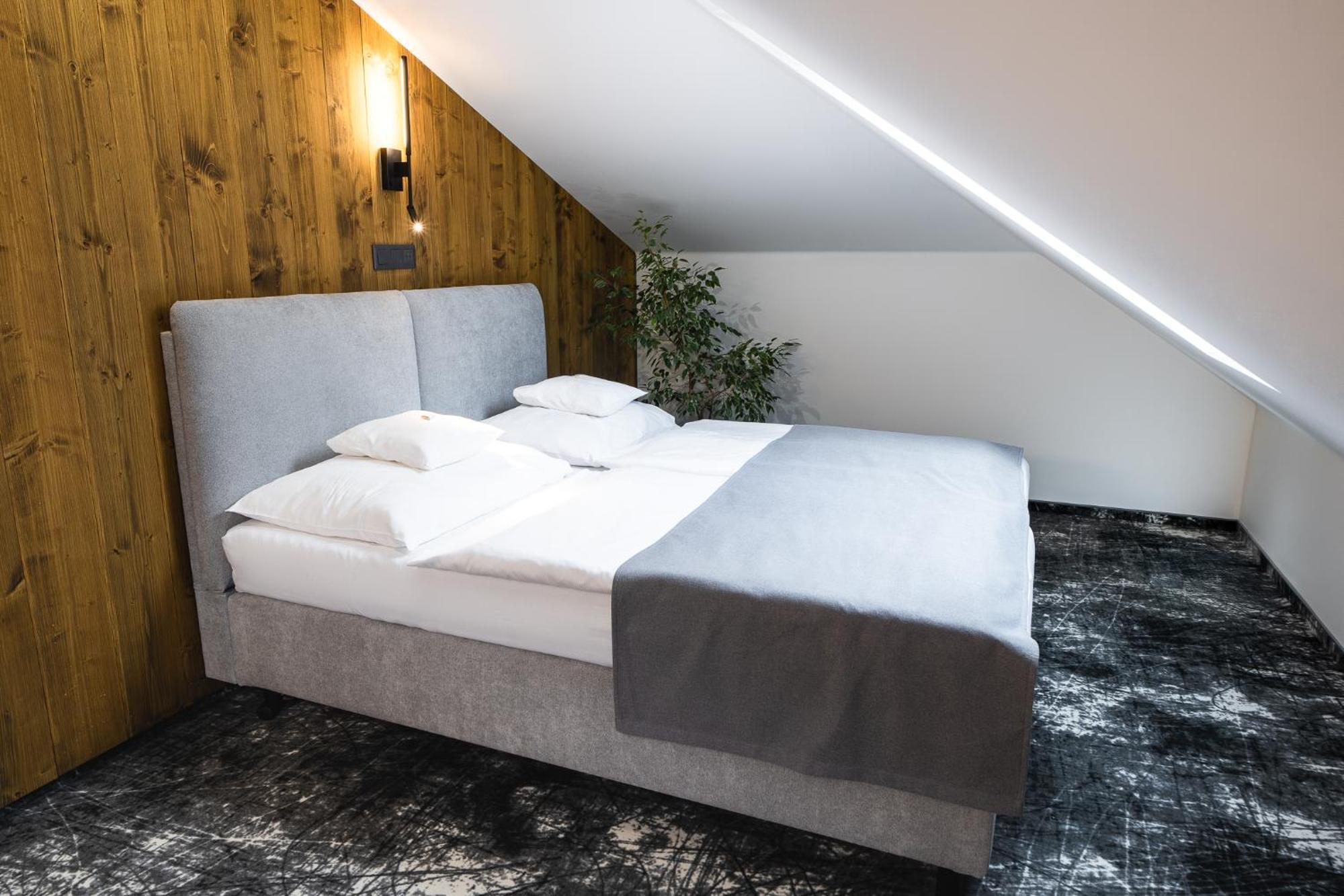 Hotel Horal Rožnov pod Radhoštěm Eksteriør billede